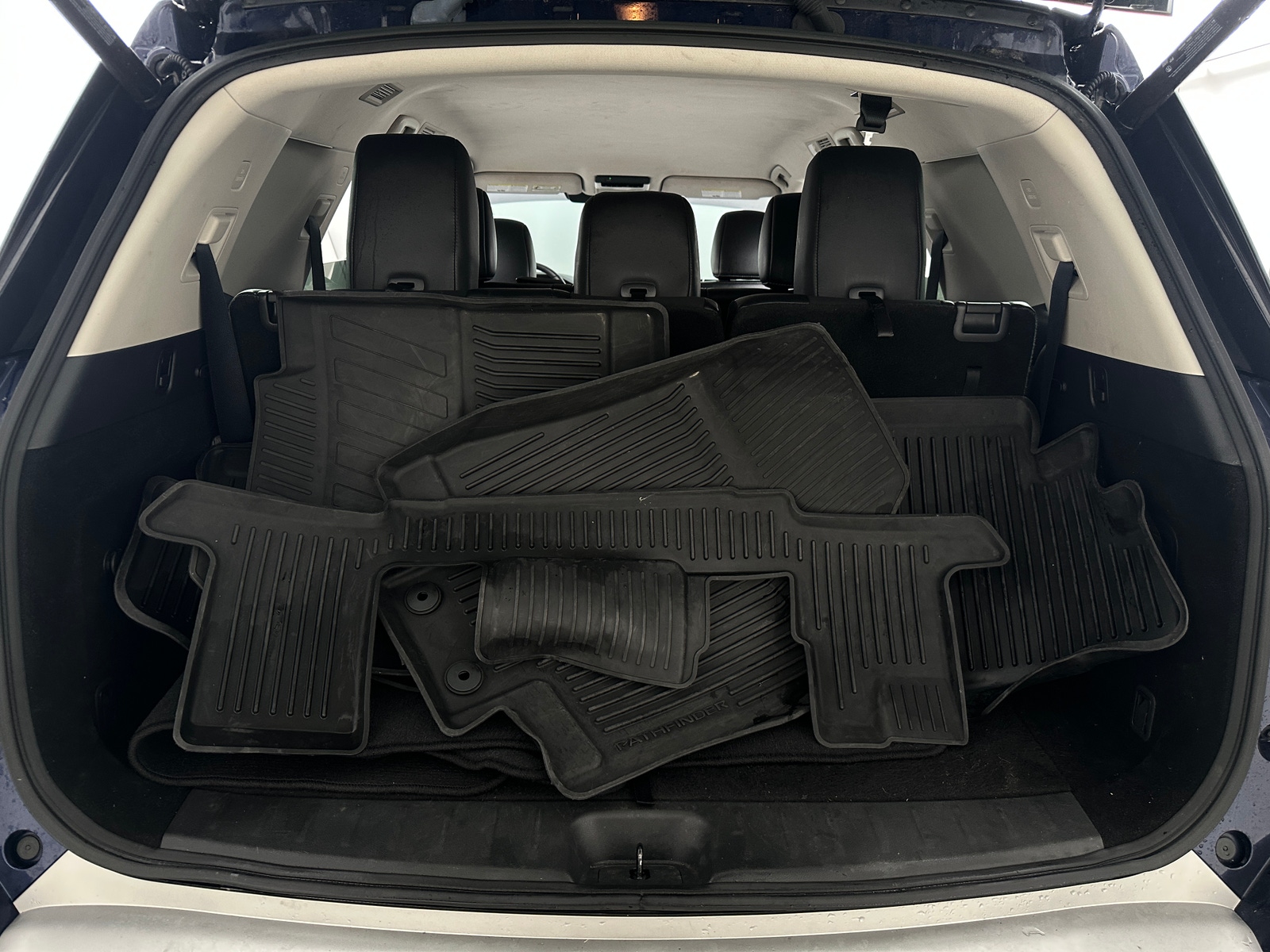 Thumbnail: 2023 Nissan Pathfinder - 6