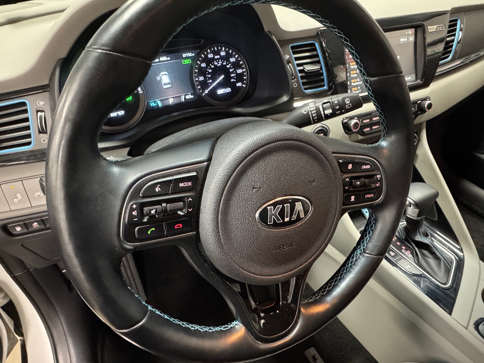 Thumbnail: 2019 Kia Niro - 4