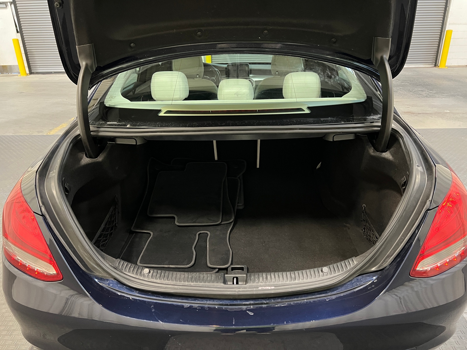 Thumbnail: 2017 Mercedes-Benz C-Class - 6