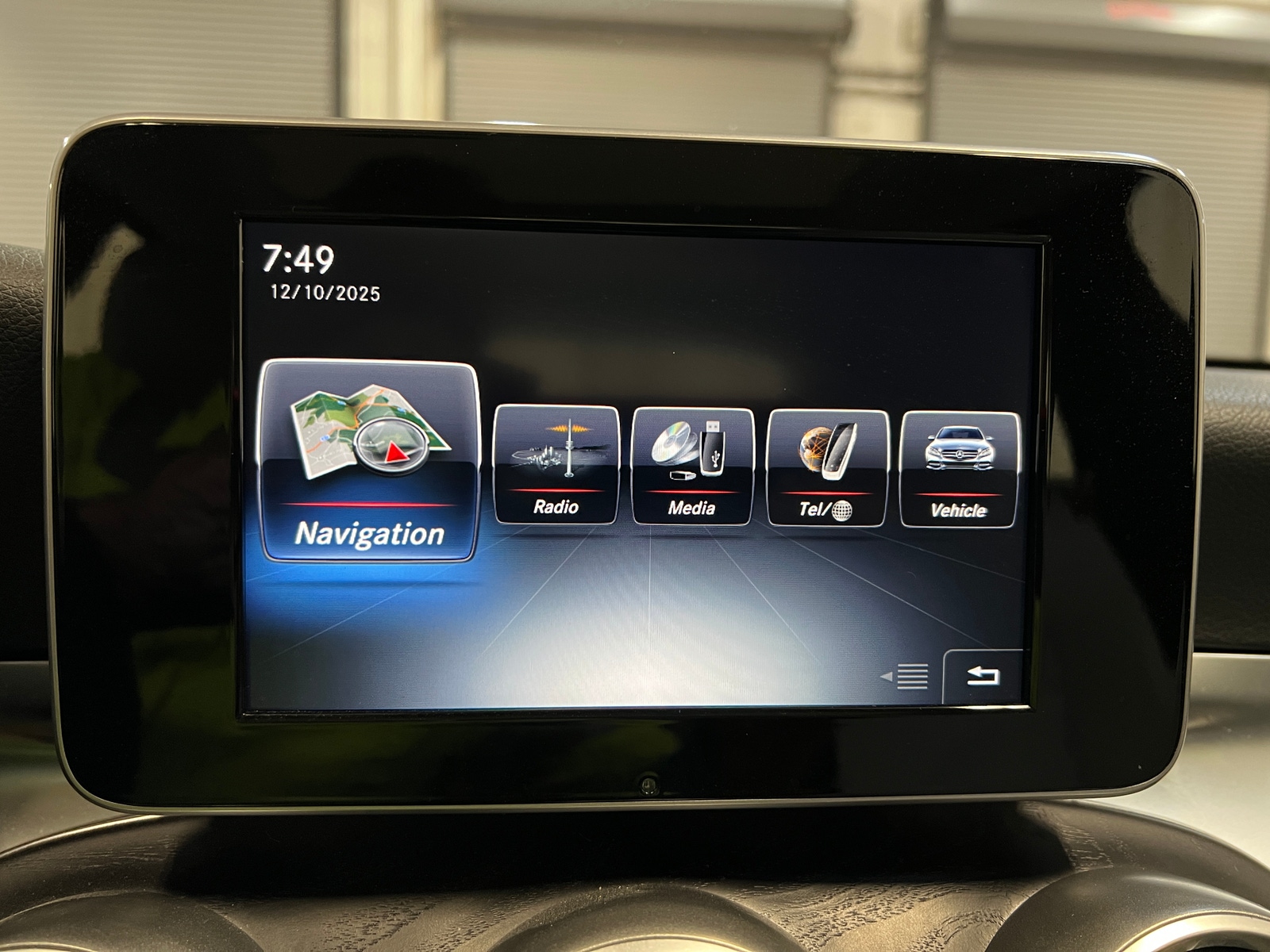 Thumbnail: 2017 Mercedes-Benz C-Class - 3