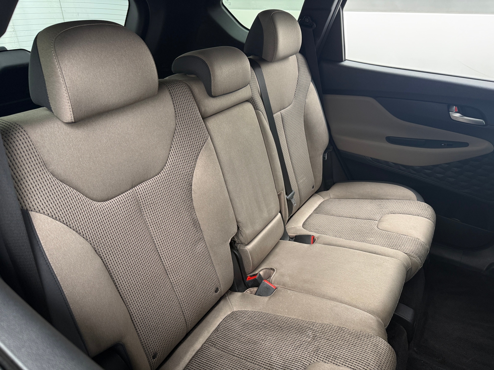 Thumbnail: 2022 Hyundai Santa Fe - 6