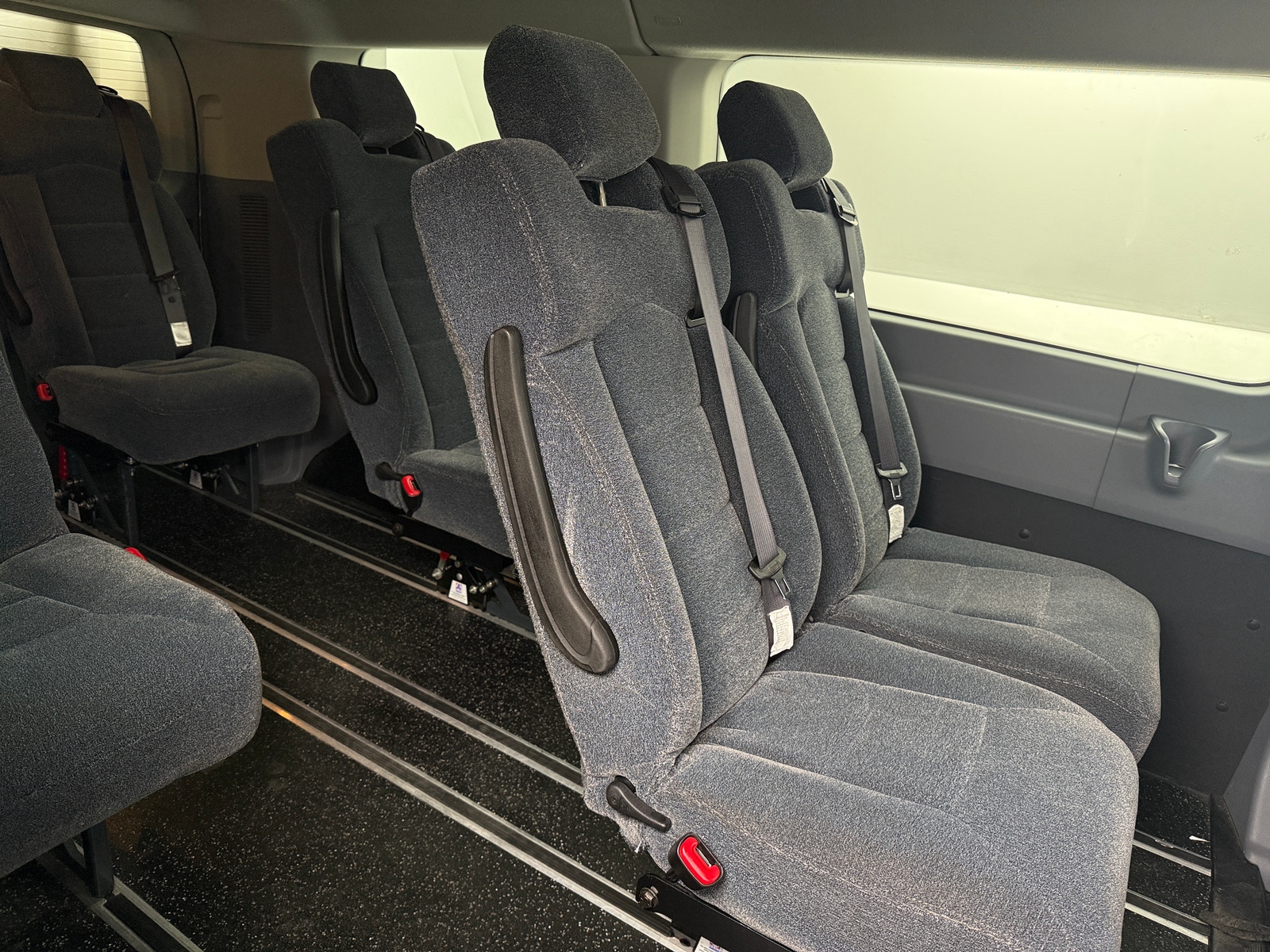 Thumbnail: 2018 Ford Transit Series - 6