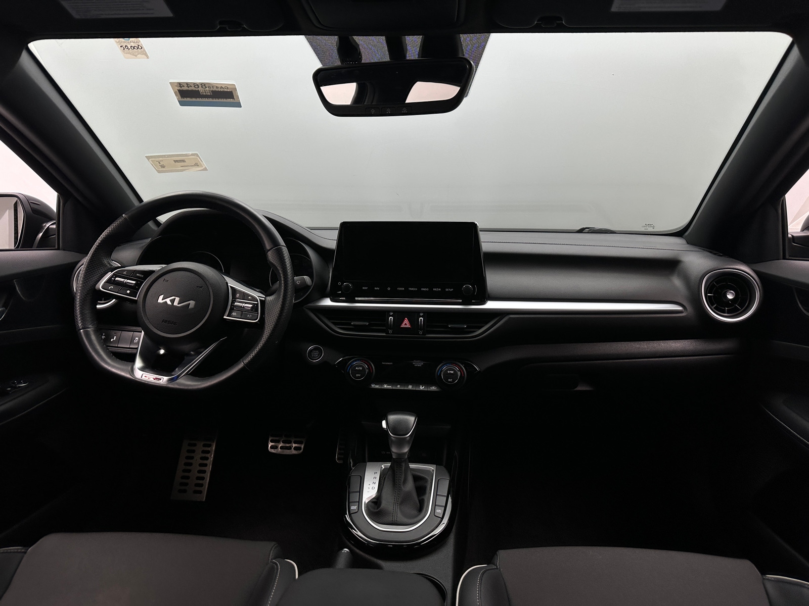 Thumbnail: 2023 Kia Forte - 3