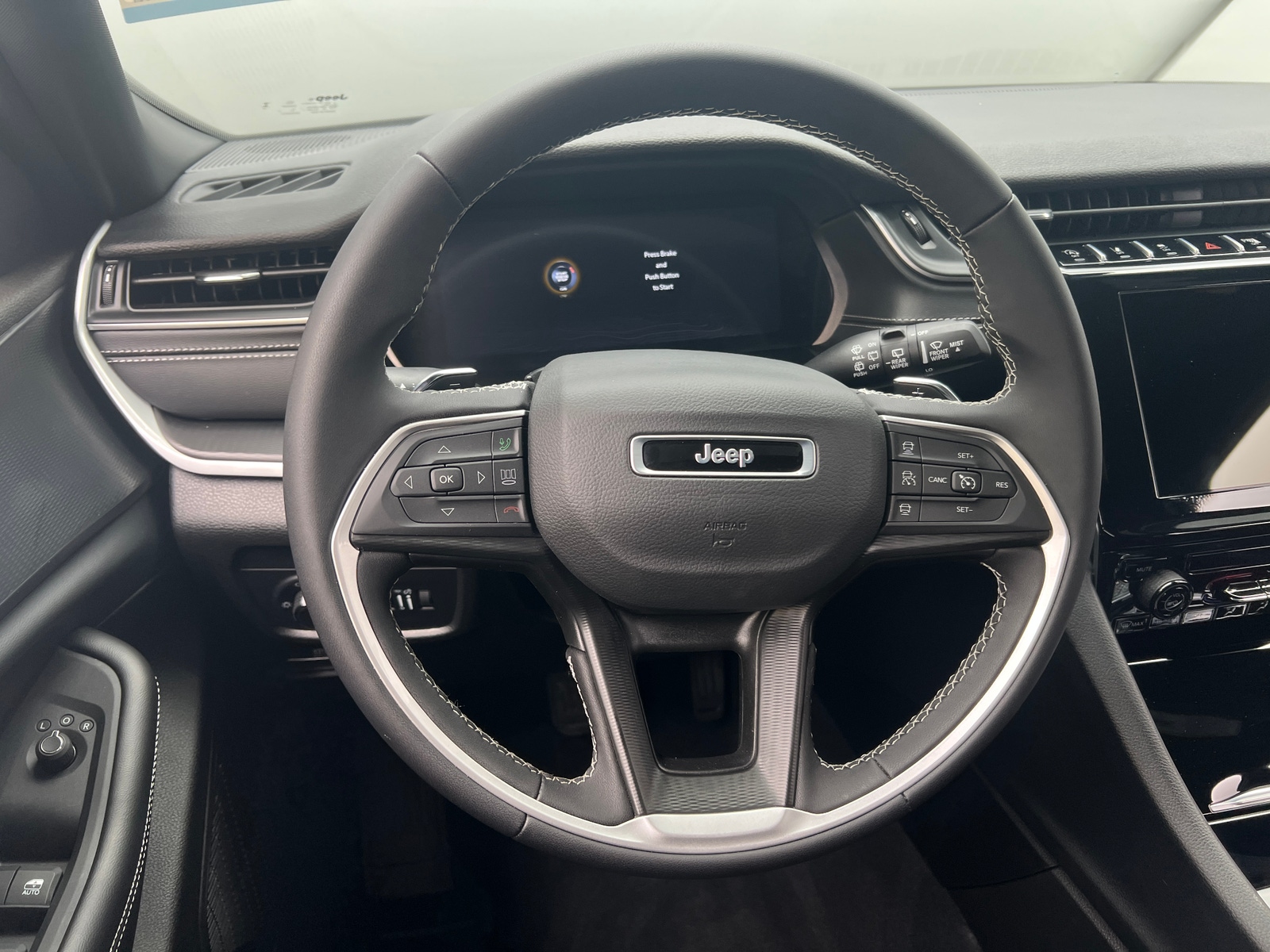 Thumbnail: 2025 Jeep Grand Cherokee L - 5