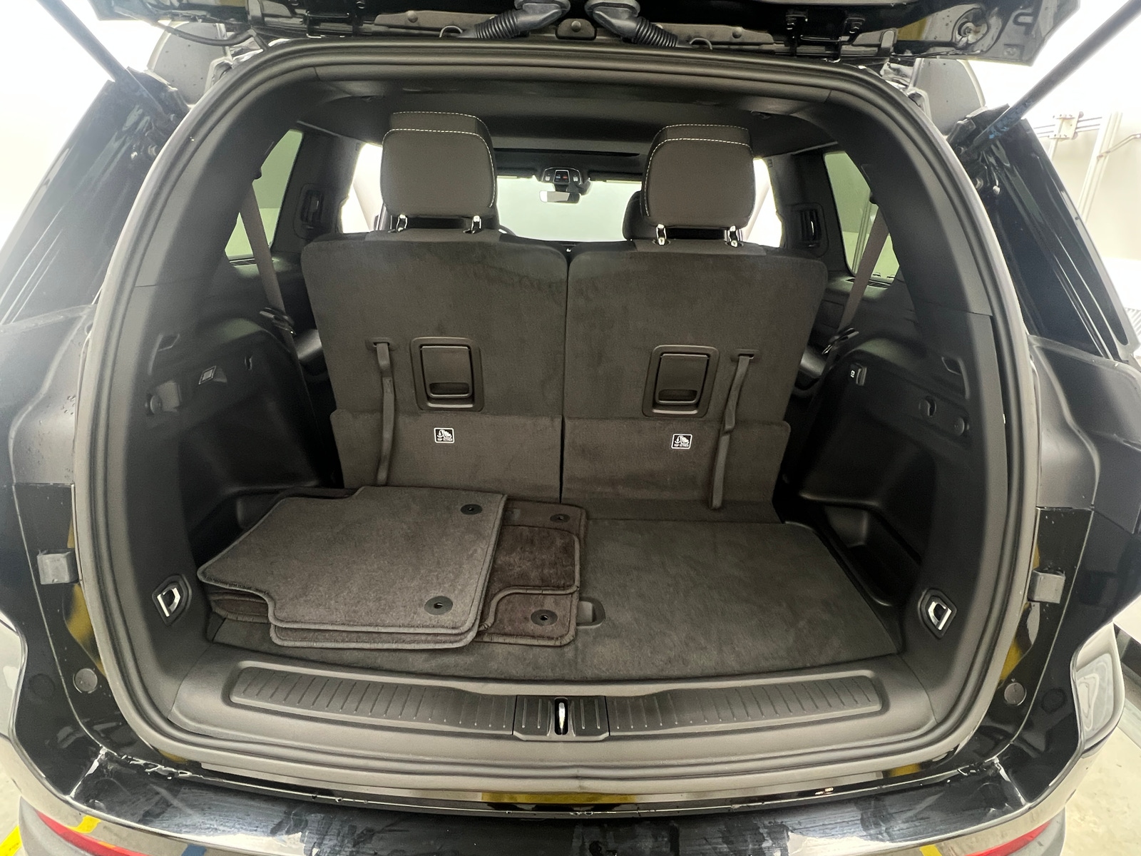 Thumbnail: 2025 Jeep Grand Cherokee L - 7