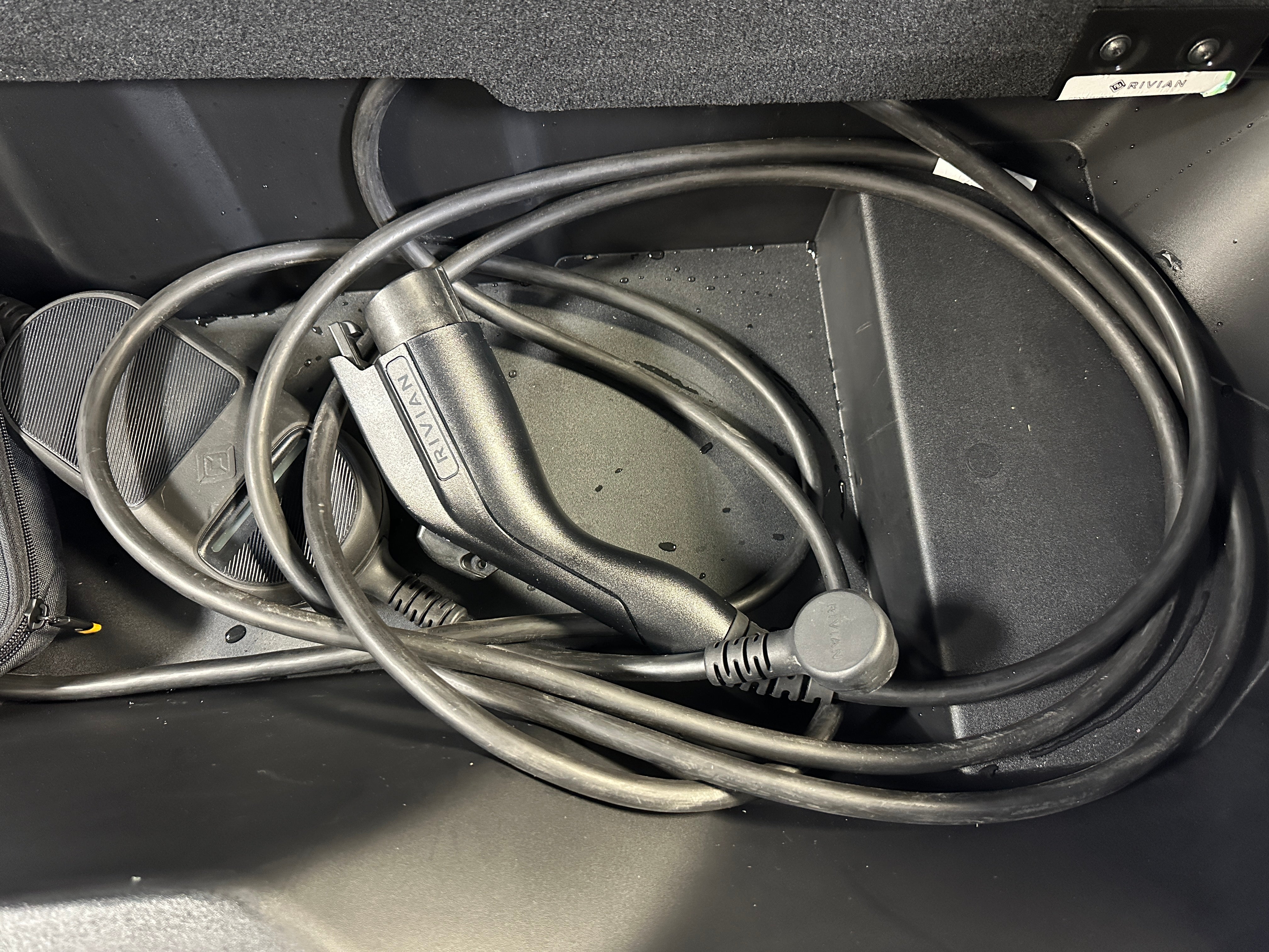 Used 2024 Rivian R1S Adventure with VIN 7PDSGBBA1RN042434 for sale in Oak Creek, WI