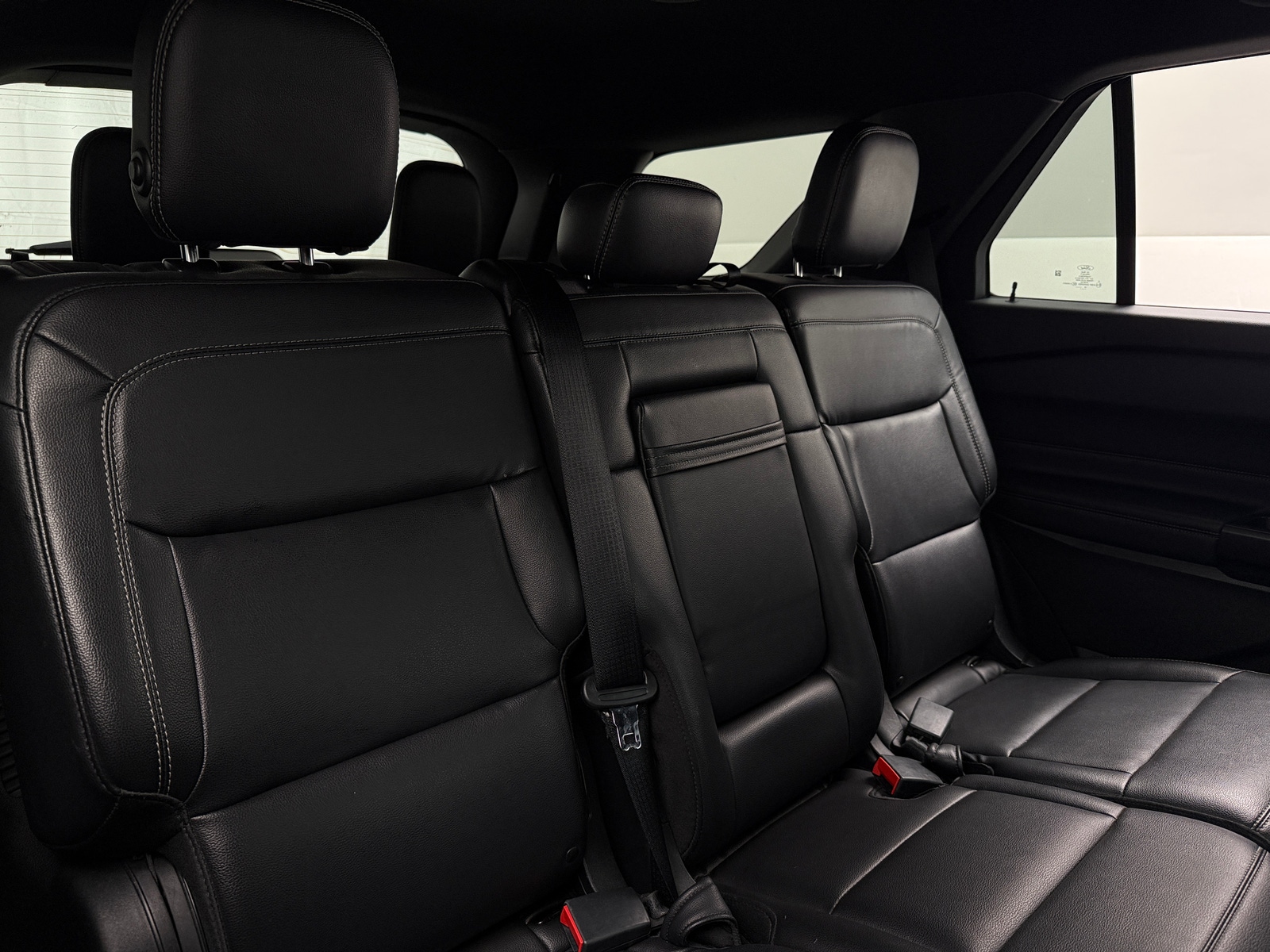 Thumbnail: 2020 Ford Explorer - 5