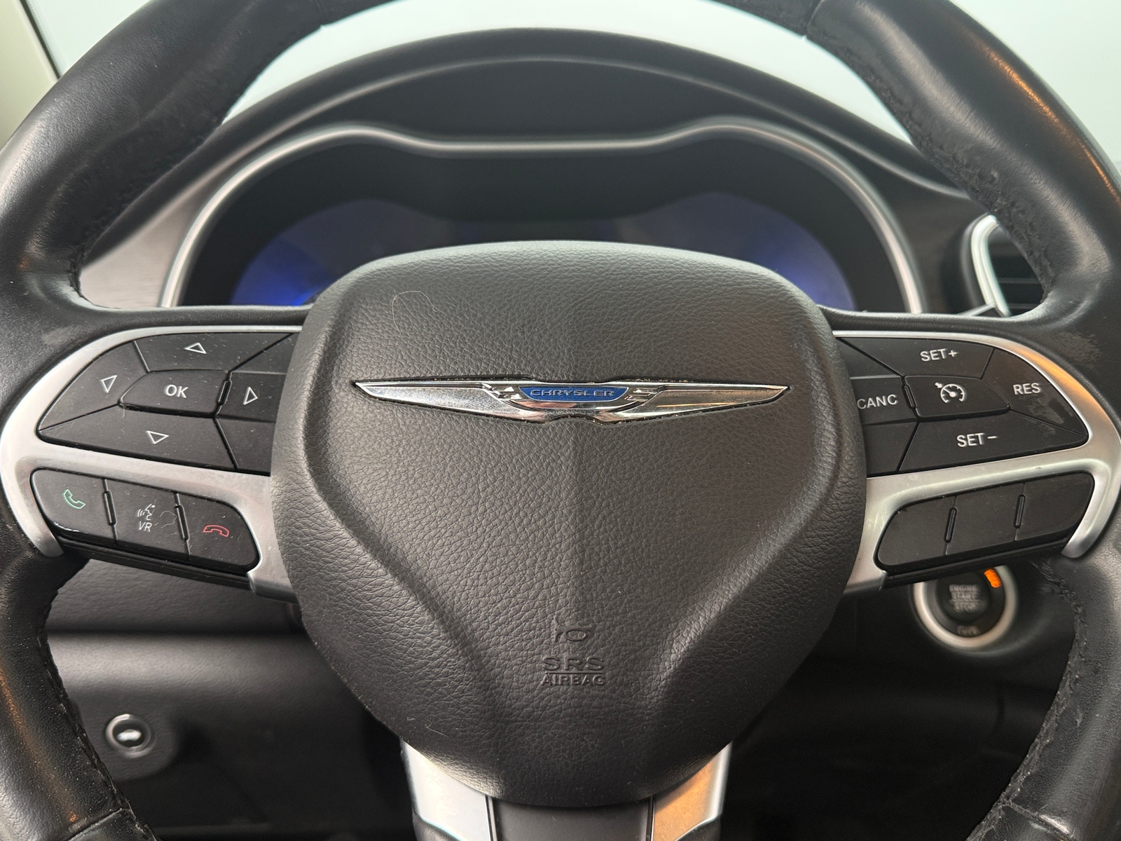 Thumbnail: 2017 Chrysler 200 - 4