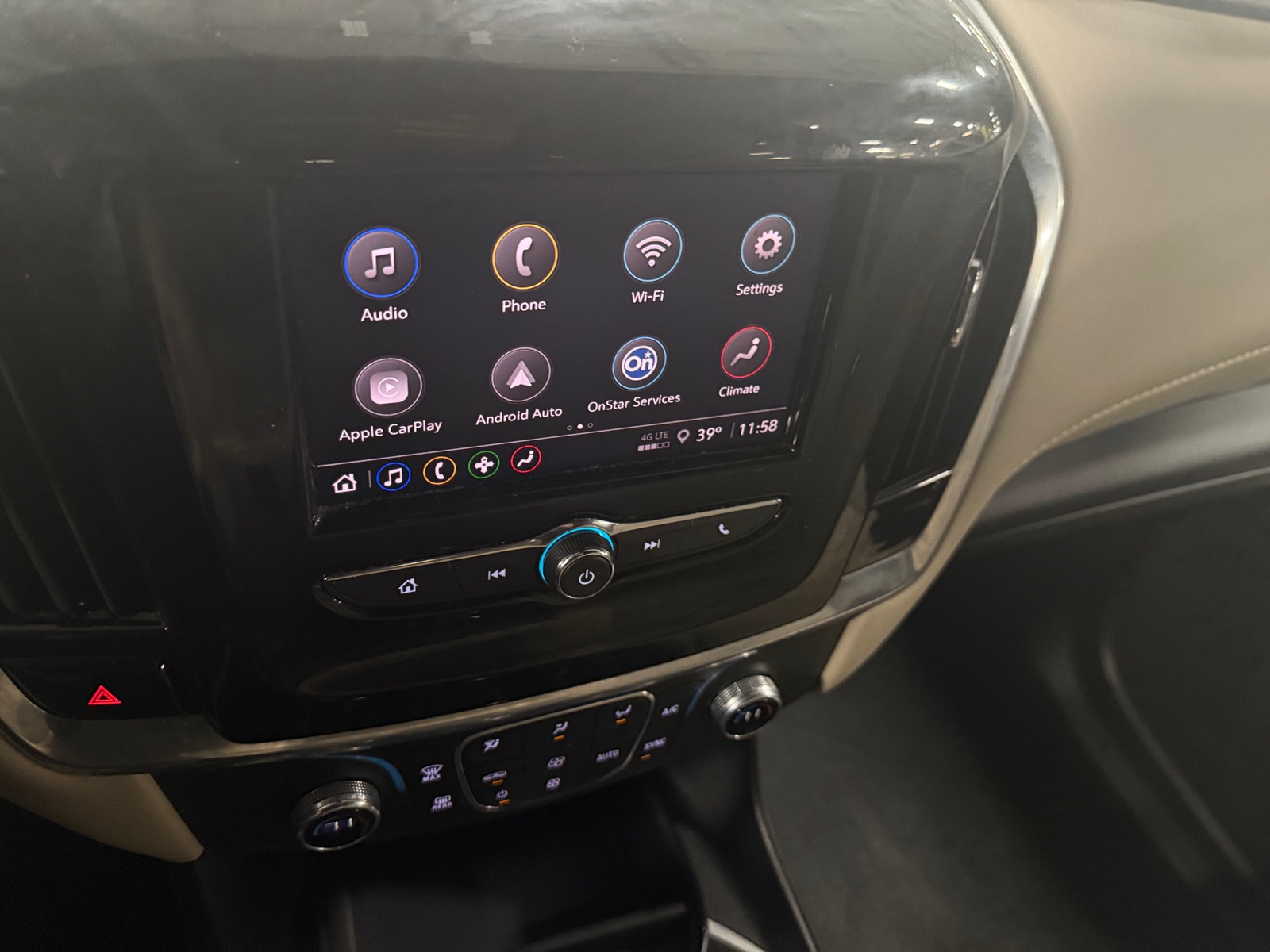 Thumbnail: 2023 Chevrolet Traverse - 4