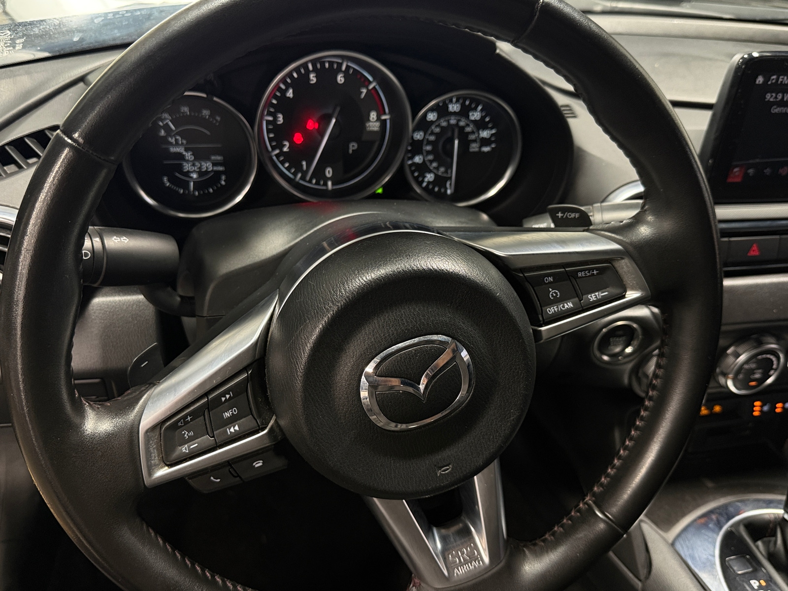 Thumbnail: 2018 Mazda MX-5 Miata - 4