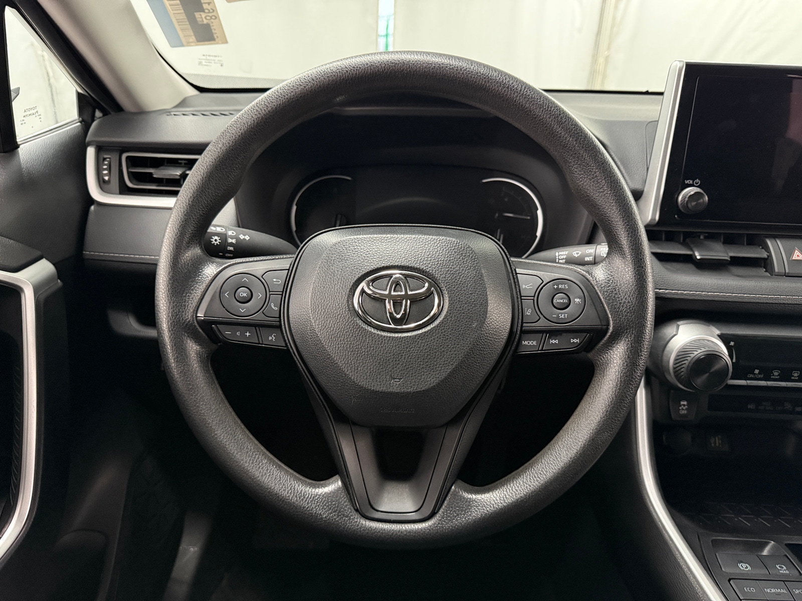 Thumbnail: 2024 Toyota RAV4 - 5