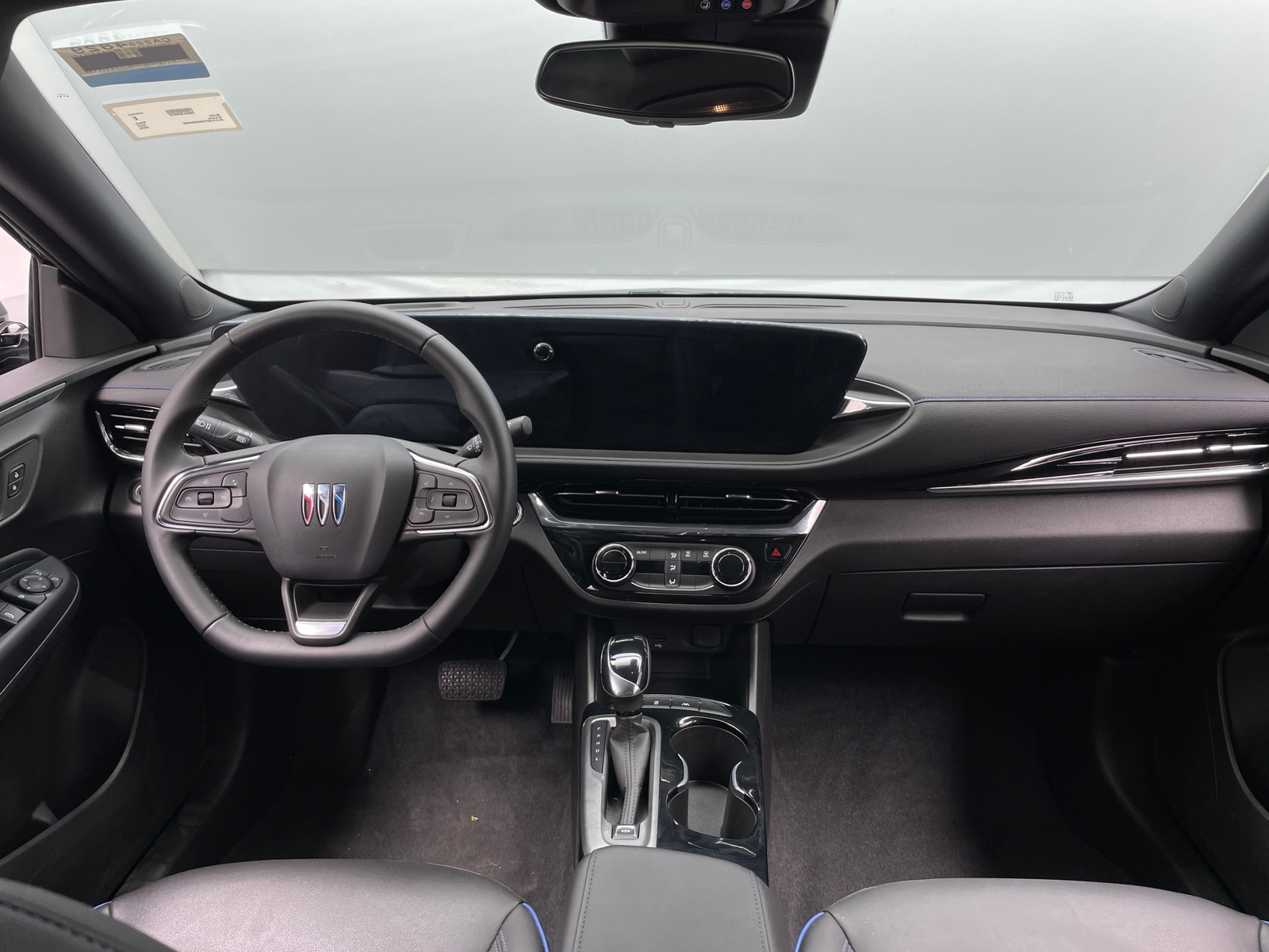 Thumbnail: 2025 Buick Envista - 3