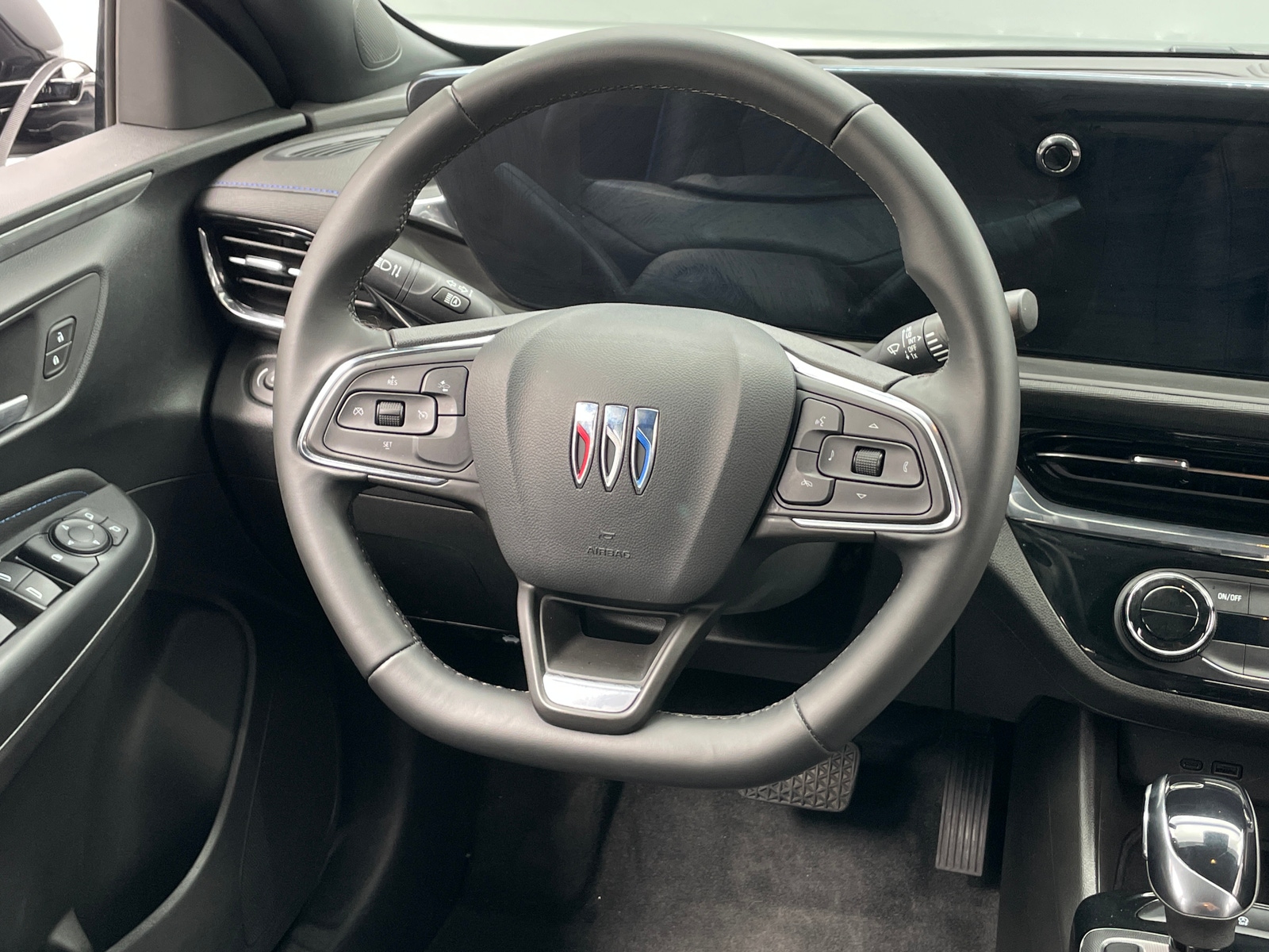 Thumbnail: 2025 Buick Envista - 5