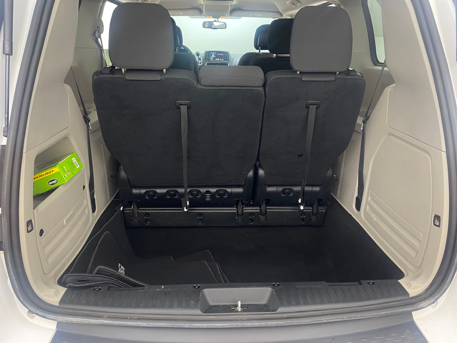 Thumbnail: 2017 Dodge Grand Caravan - 7