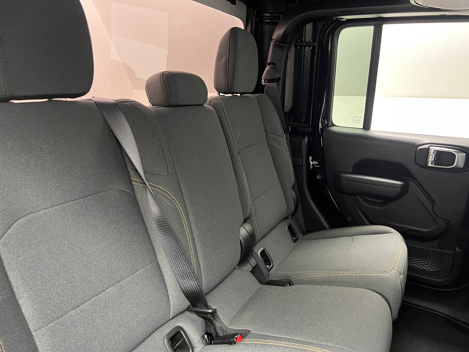 Thumbnail: 2025 Jeep Gladiator - 6