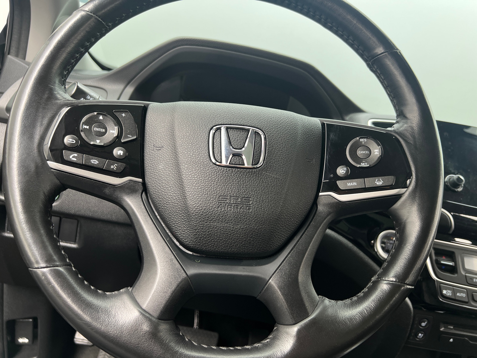 Thumbnail: 2019 Honda Pilot - 4