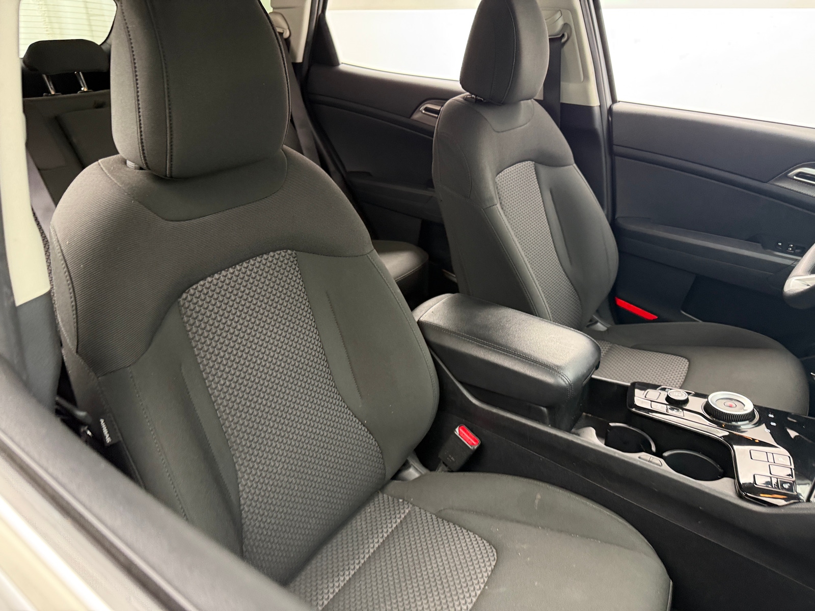 Thumbnail: 2023 Kia Sportage - 2