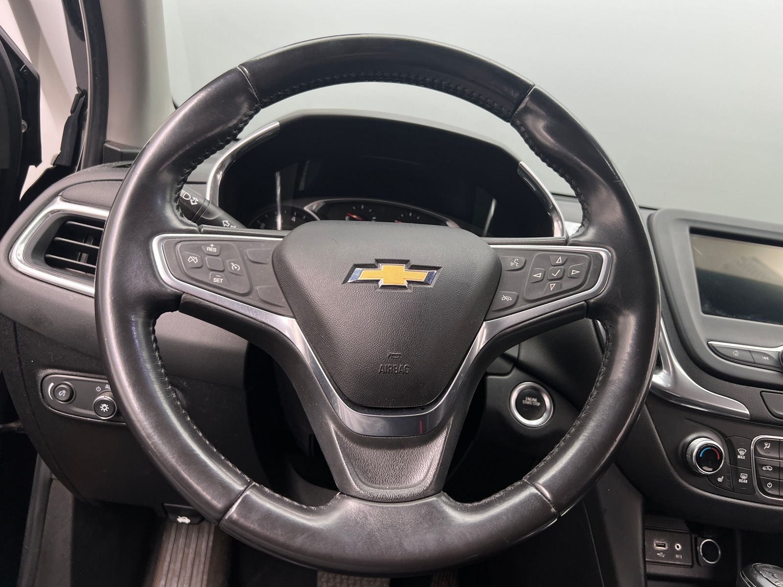 Thumbnail: 2019 Chevrolet Equinox - 5