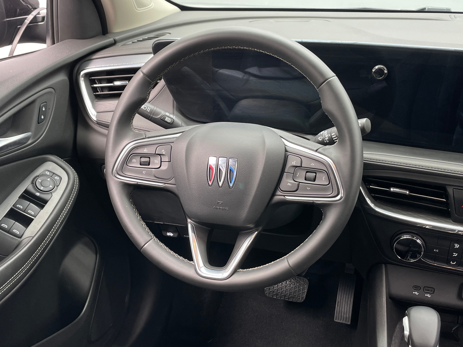 Thumbnail: 2025 Buick Encore GX - 4