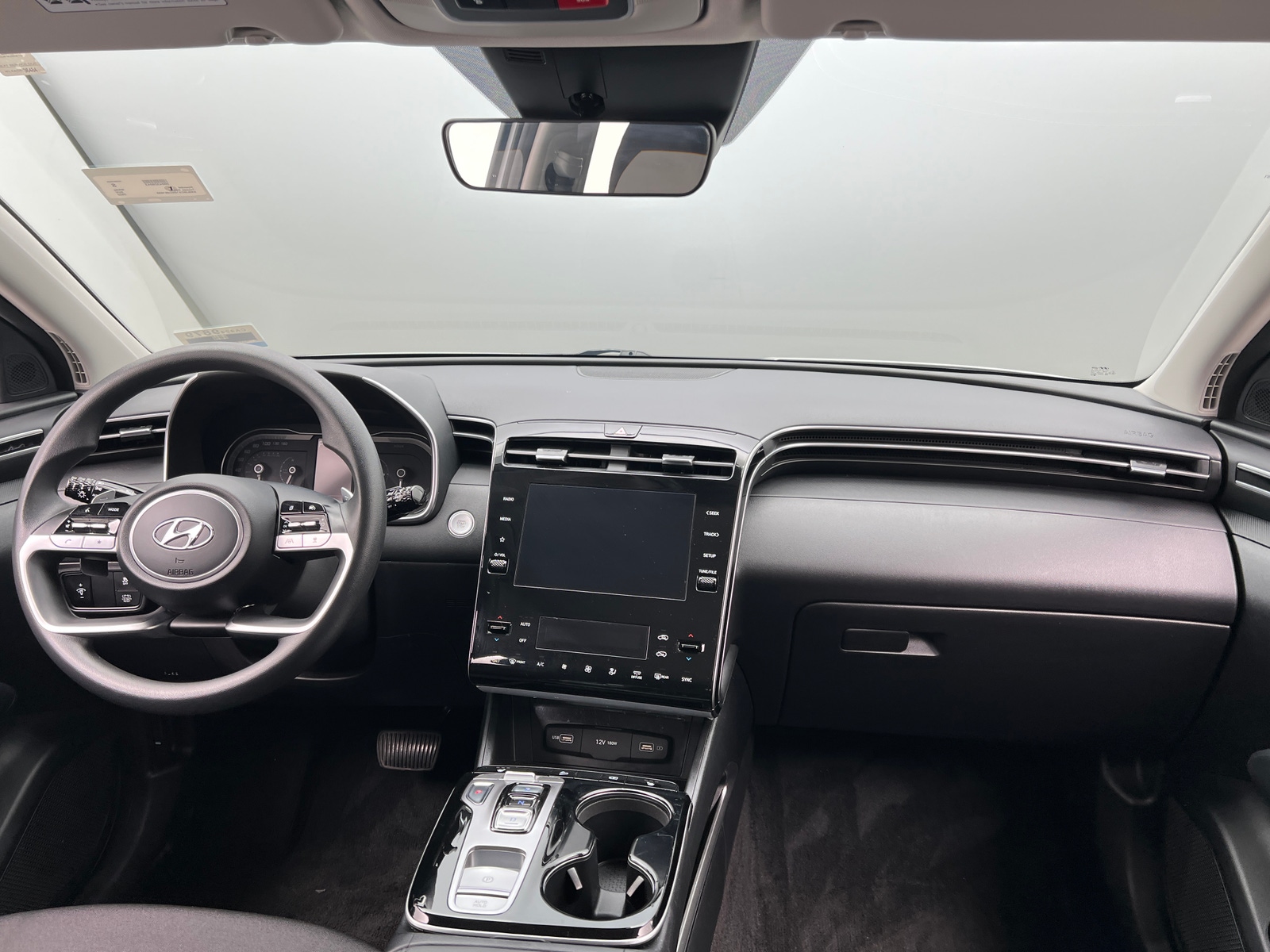 Thumbnail: 2022 Hyundai Tucson - 3