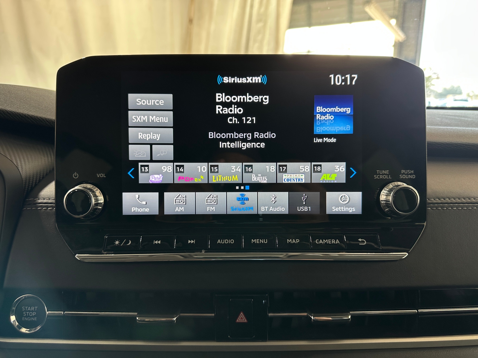 Thumbnail: 2024 Mitsubishi Outlander - 3