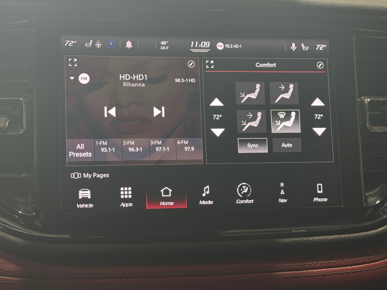 Thumbnail: 2021 Dodge Durango - 4