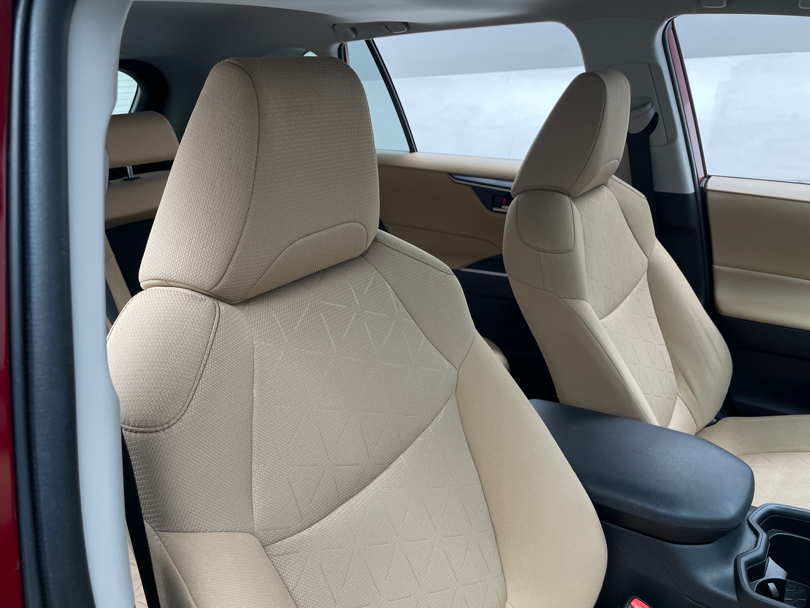 Thumbnail: 2019 Toyota RAV4 - 2