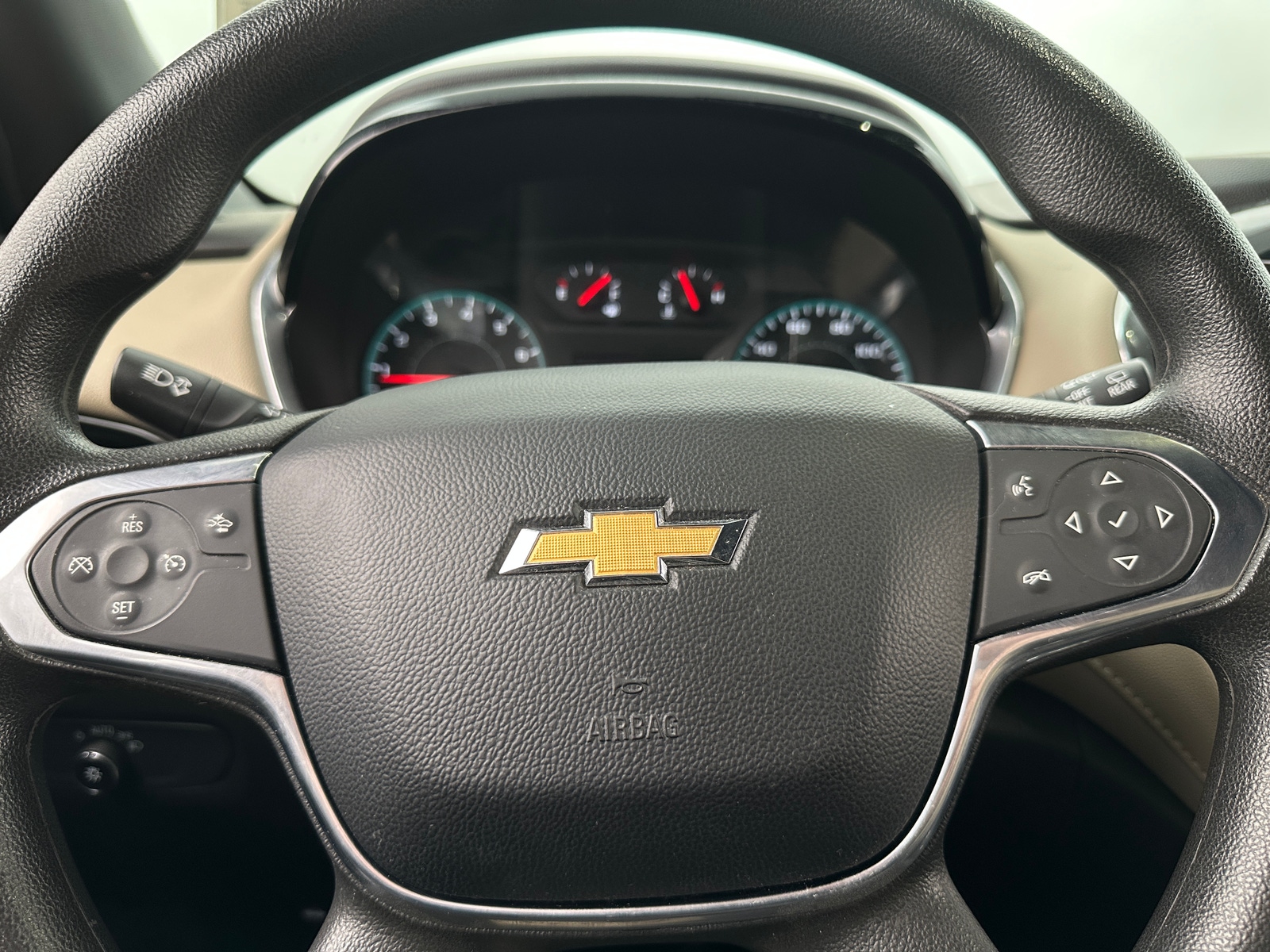 Thumbnail: 2023 Chevrolet Traverse - 5