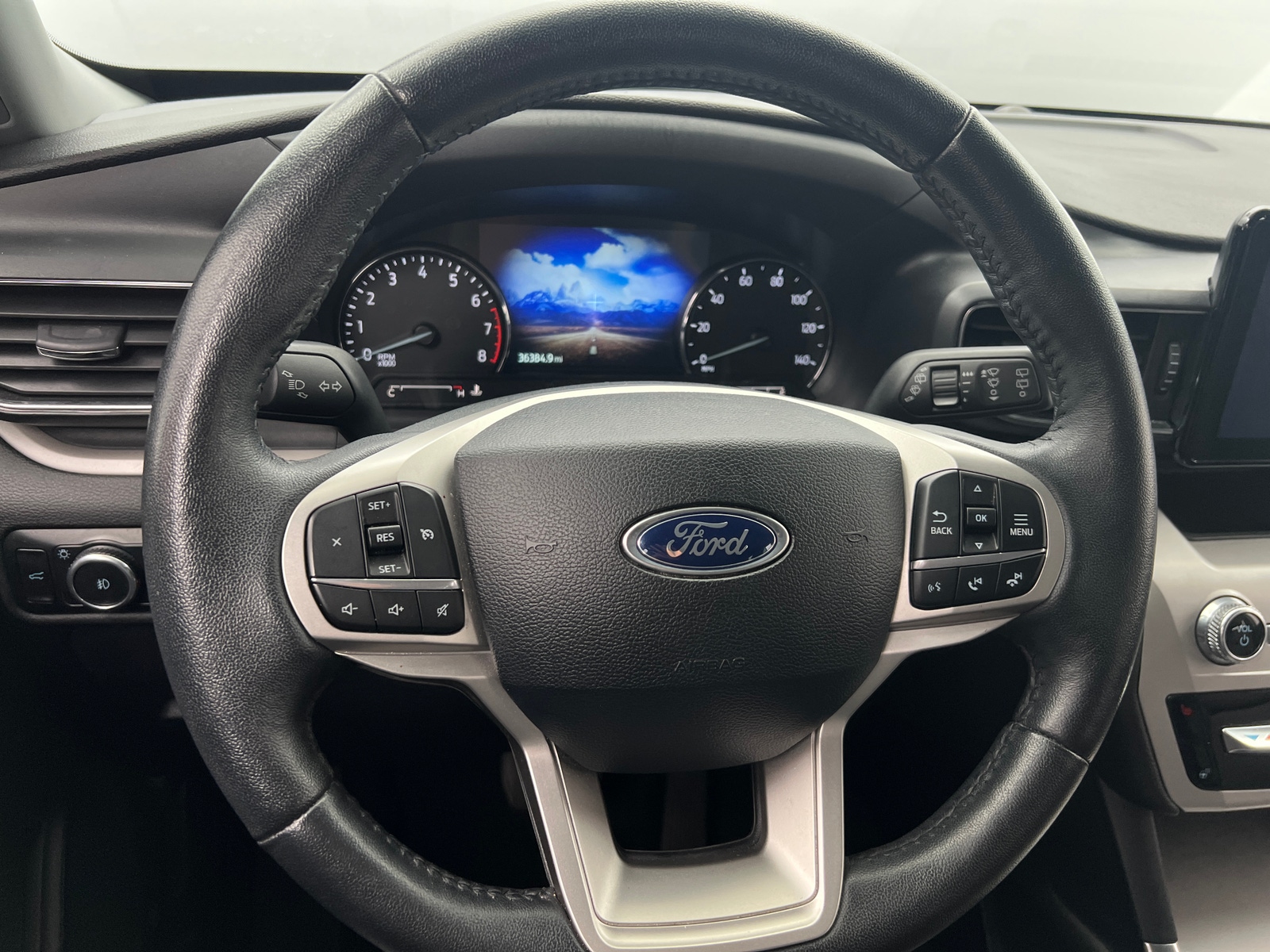 Thumbnail: 2024 Ford Explorer - 5