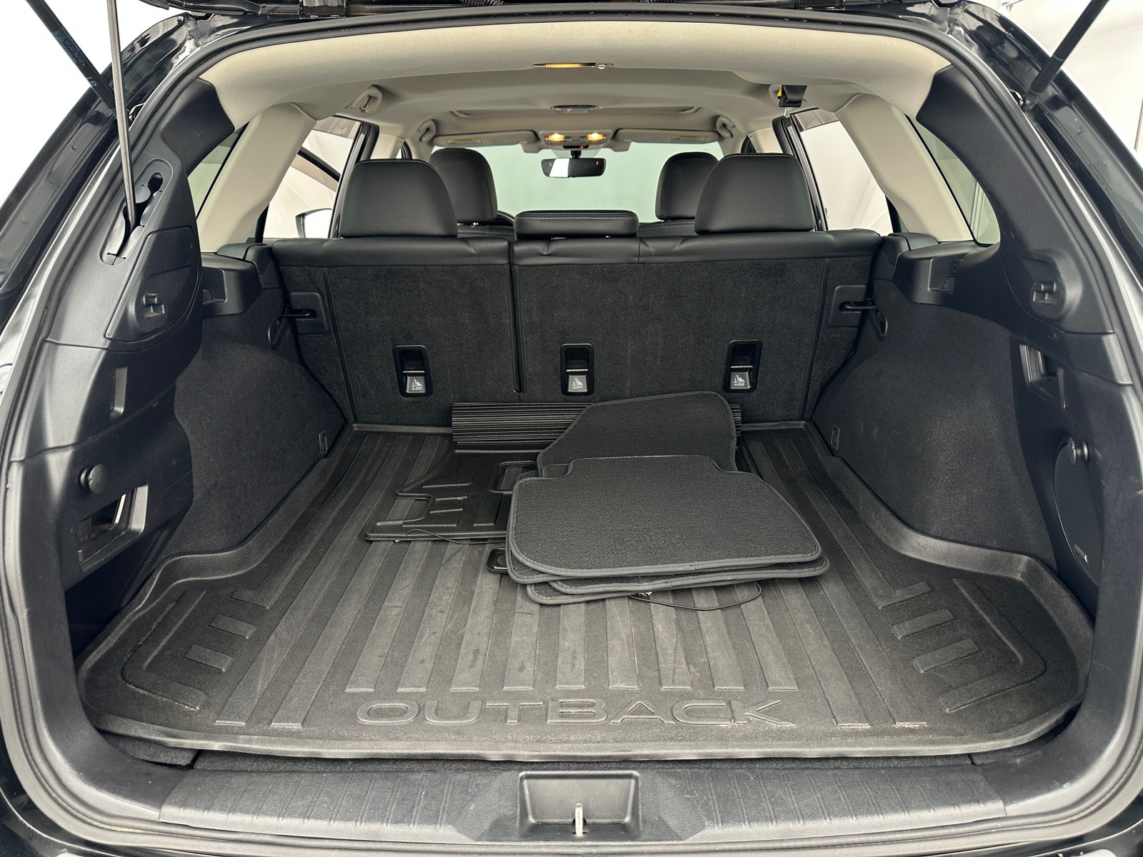 Thumbnail: 2017 Subaru Outback - 7