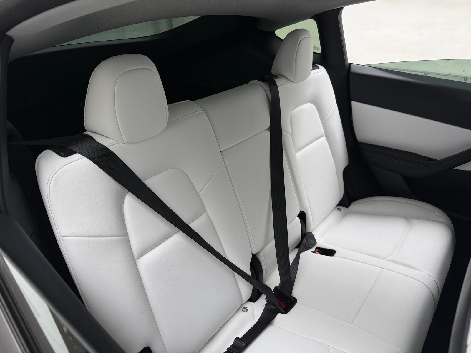 Thumbnail: 2022 Tesla Model Y - 5