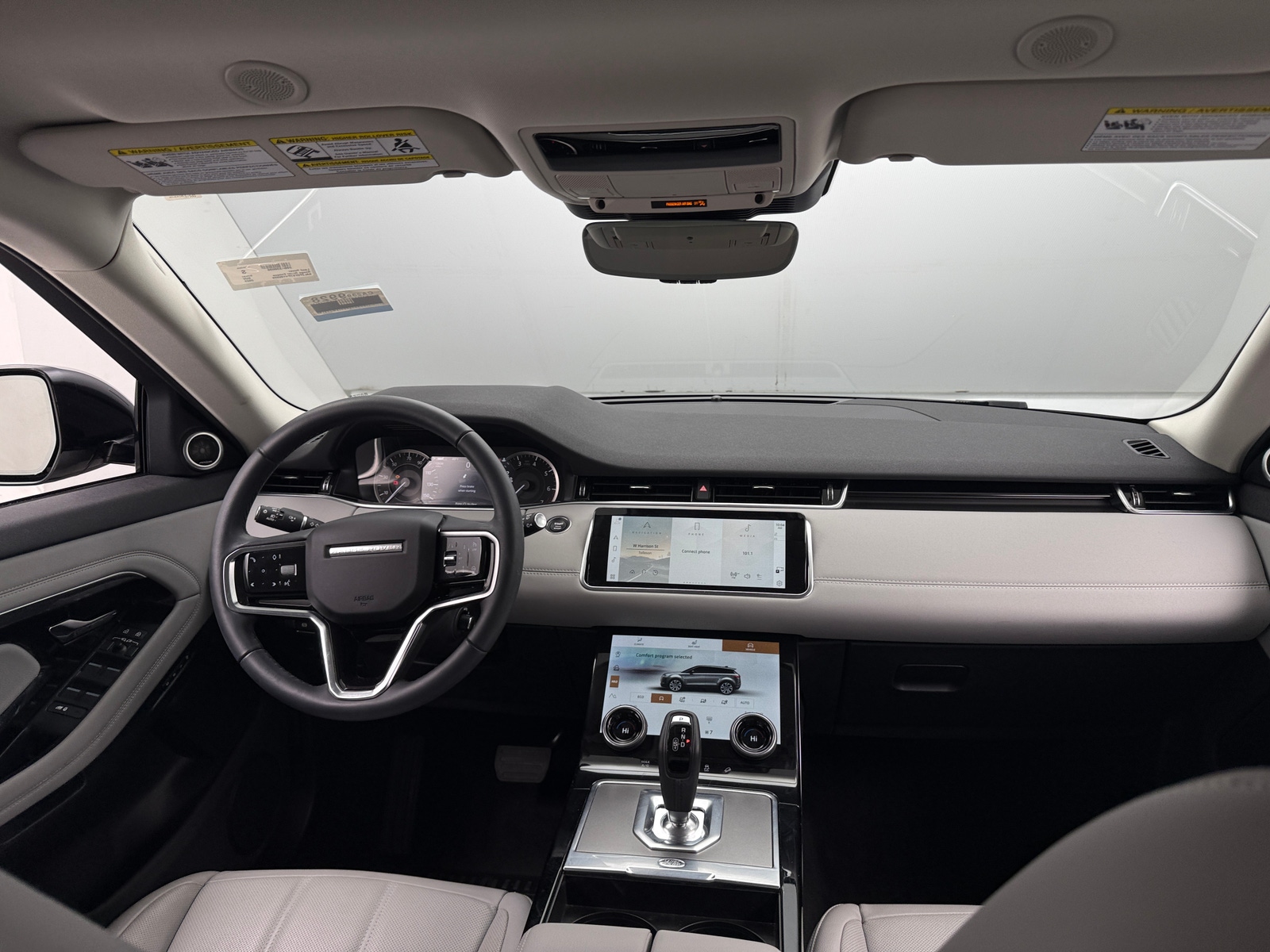 Thumbnail: 2023 Land Rover Range Rover Evoque - 2