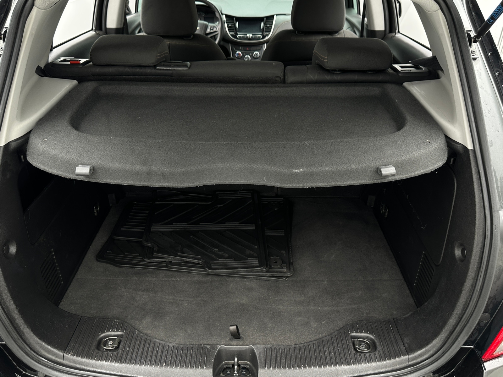 Thumbnail: 2017 Chevrolet Trax - 7