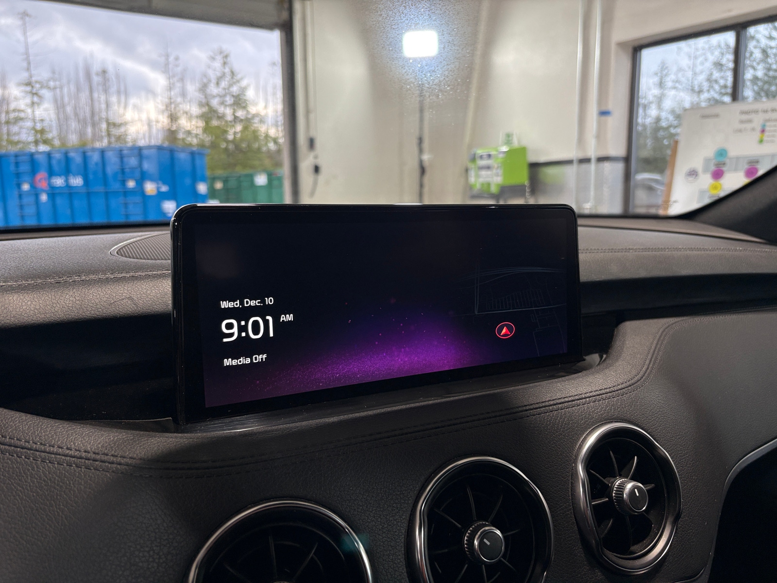 Thumbnail: 2023 Kia Stinger - 3