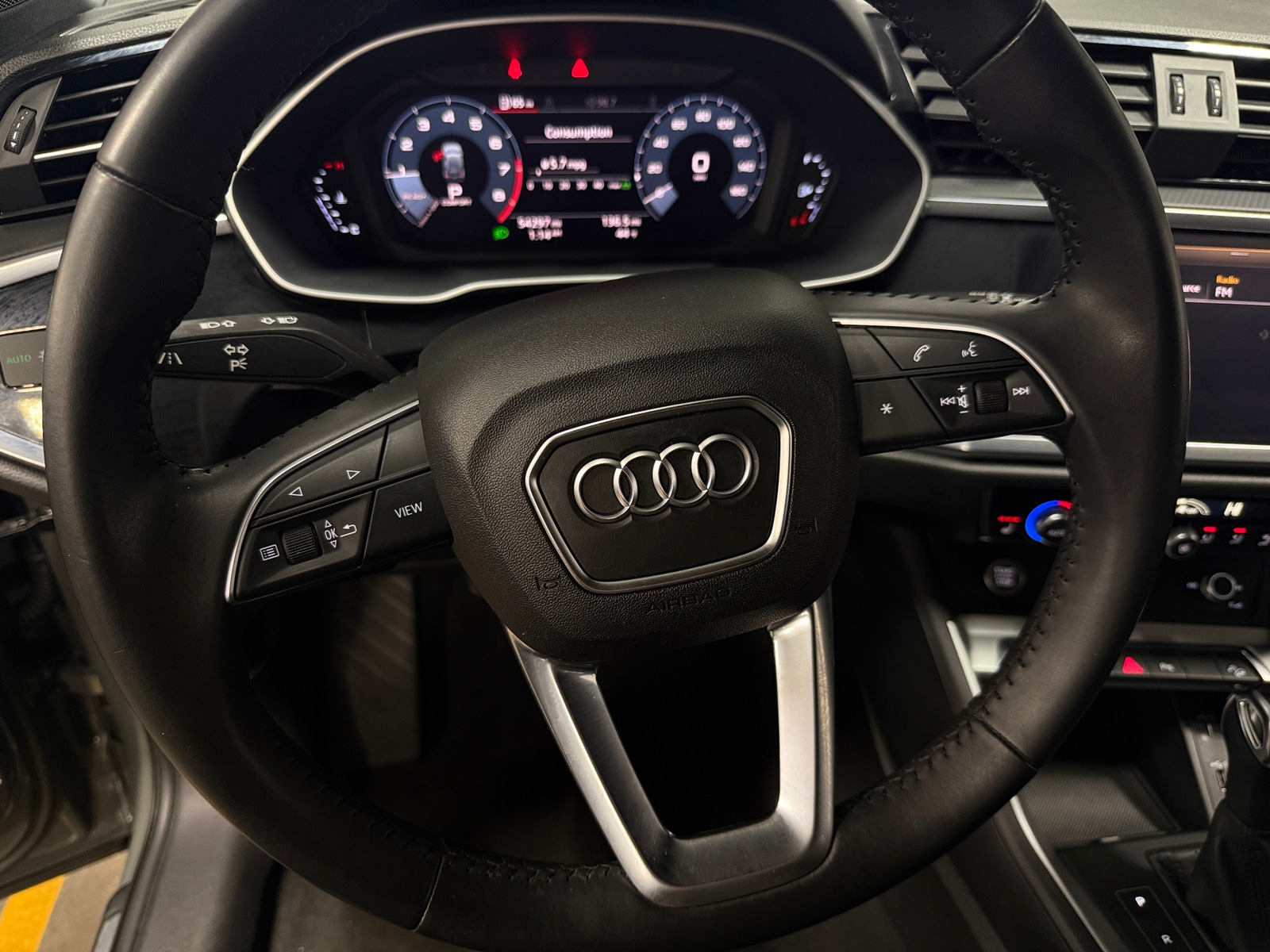 Thumbnail: 2020 Audi Q3 - 4