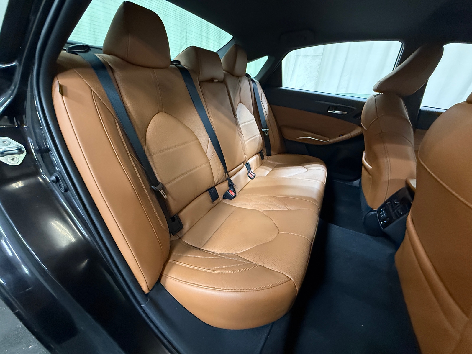 Thumbnail: 2022 Toyota Avalon - 5