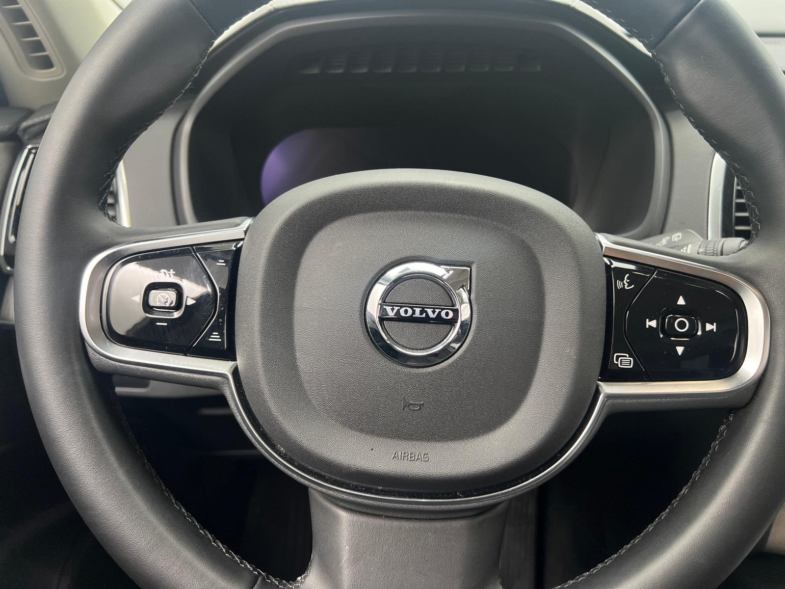 Thumbnail: 2024 Volvo XC90 - 4