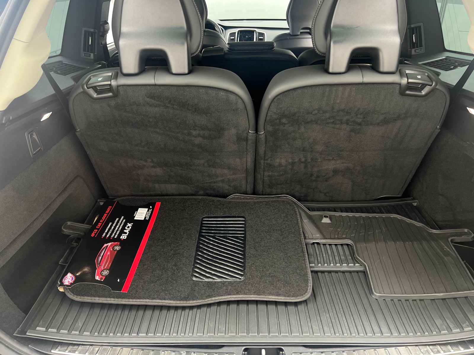 Thumbnail: 2024 Volvo XC90 - 6