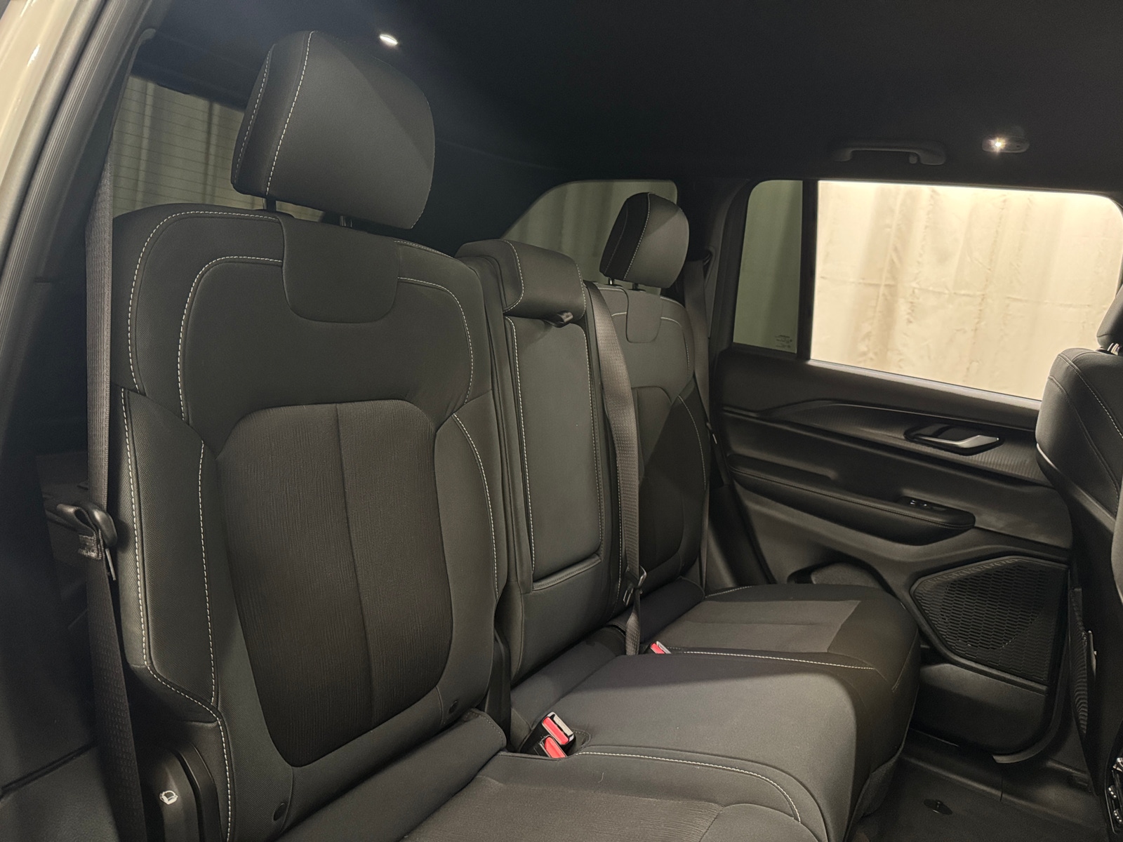 Thumbnail: 2025 Jeep Grand Cherokee - 6