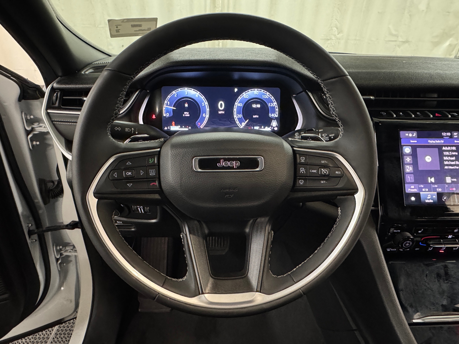 Thumbnail: 2025 Jeep Grand Cherokee - 5