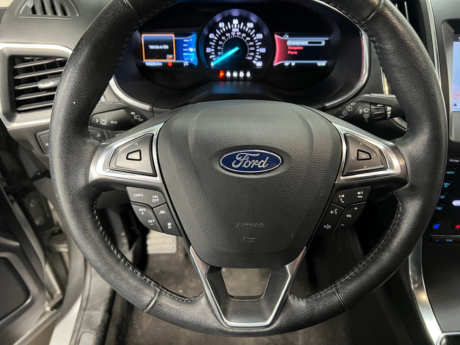 Thumbnail: 2019 Ford Edge - 4
