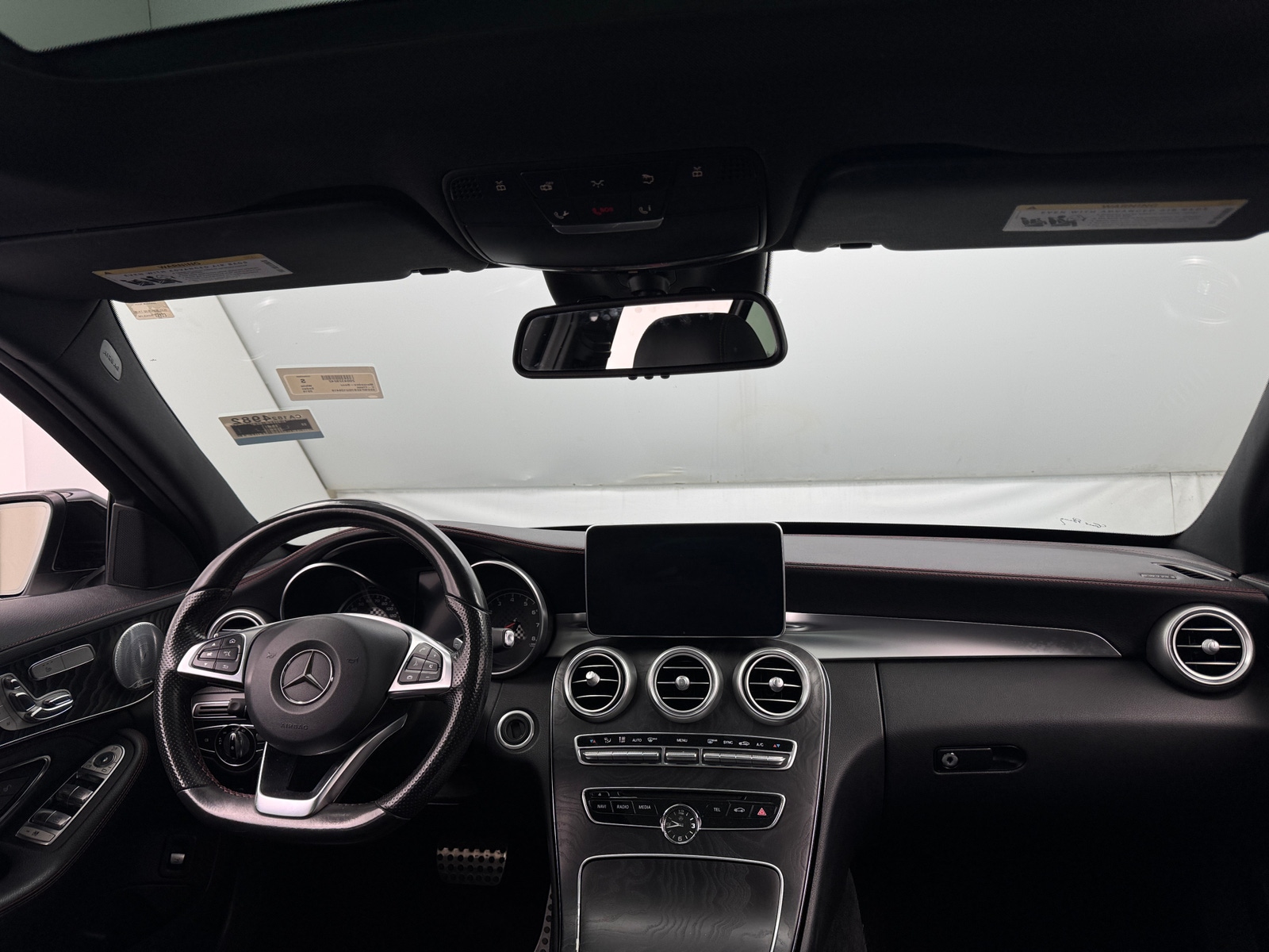 Thumbnail: 2016 Mercedes-Benz C-Class - 2