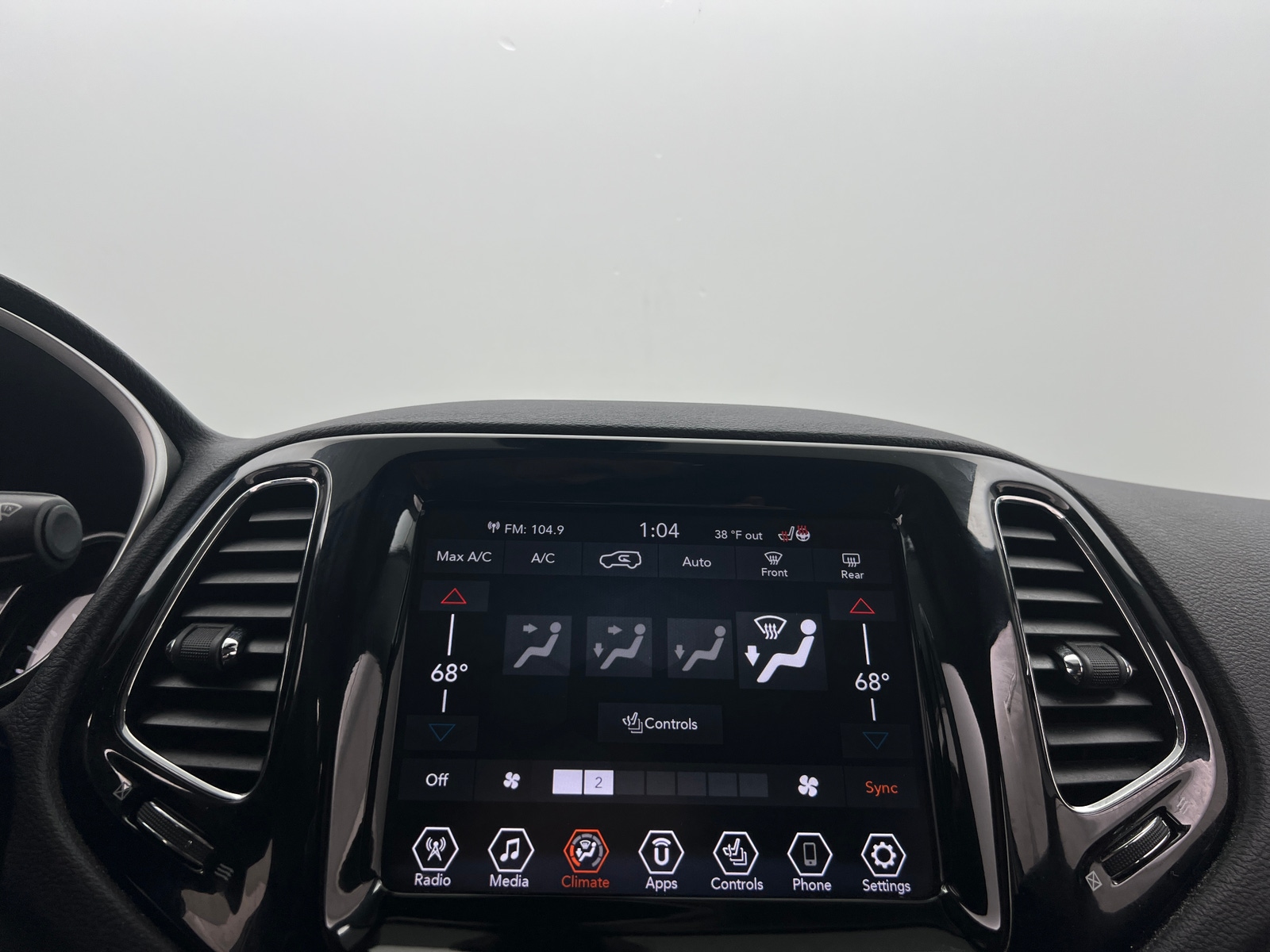 Thumbnail: 2019 Jeep Compass - 3