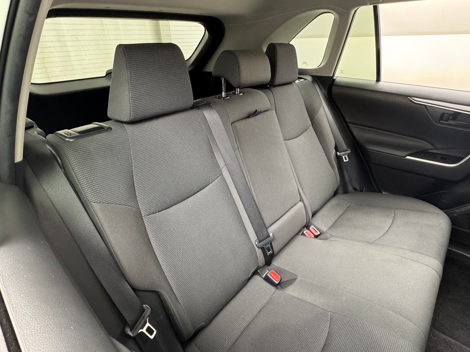 Thumbnail: 2021 Toyota RAV4 - 6