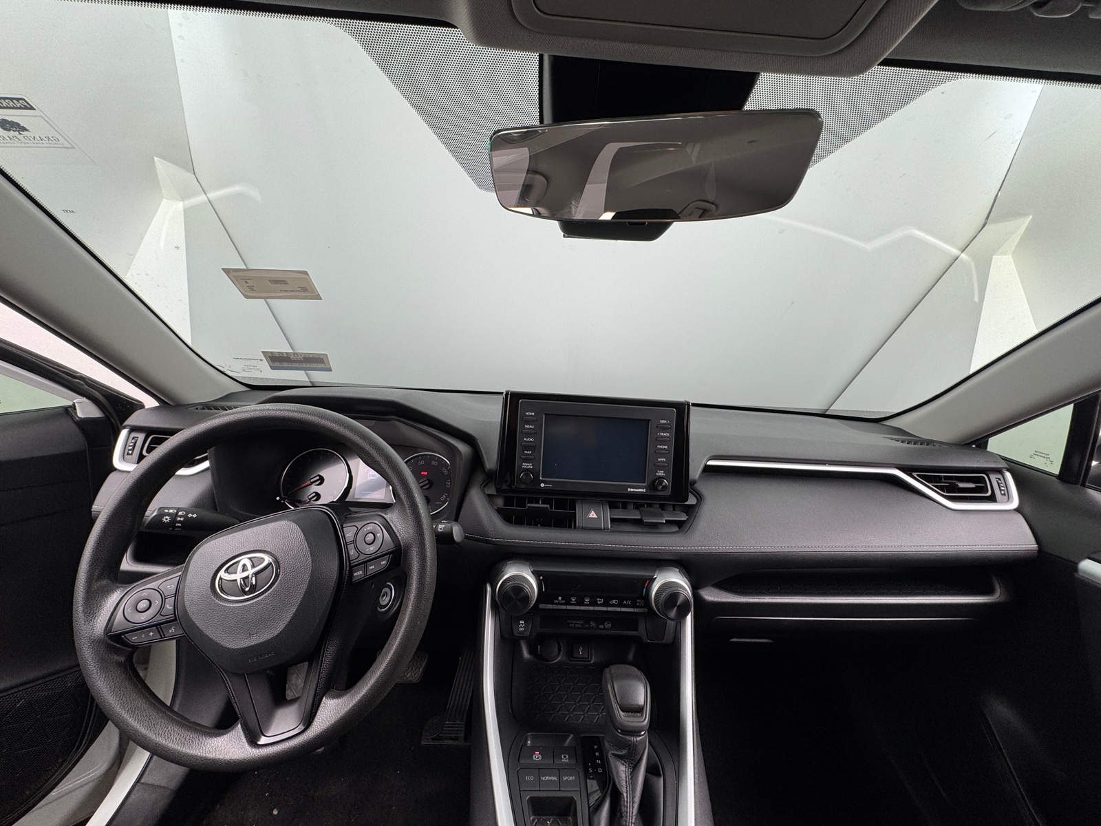 Thumbnail: 2021 Toyota RAV4 - 3