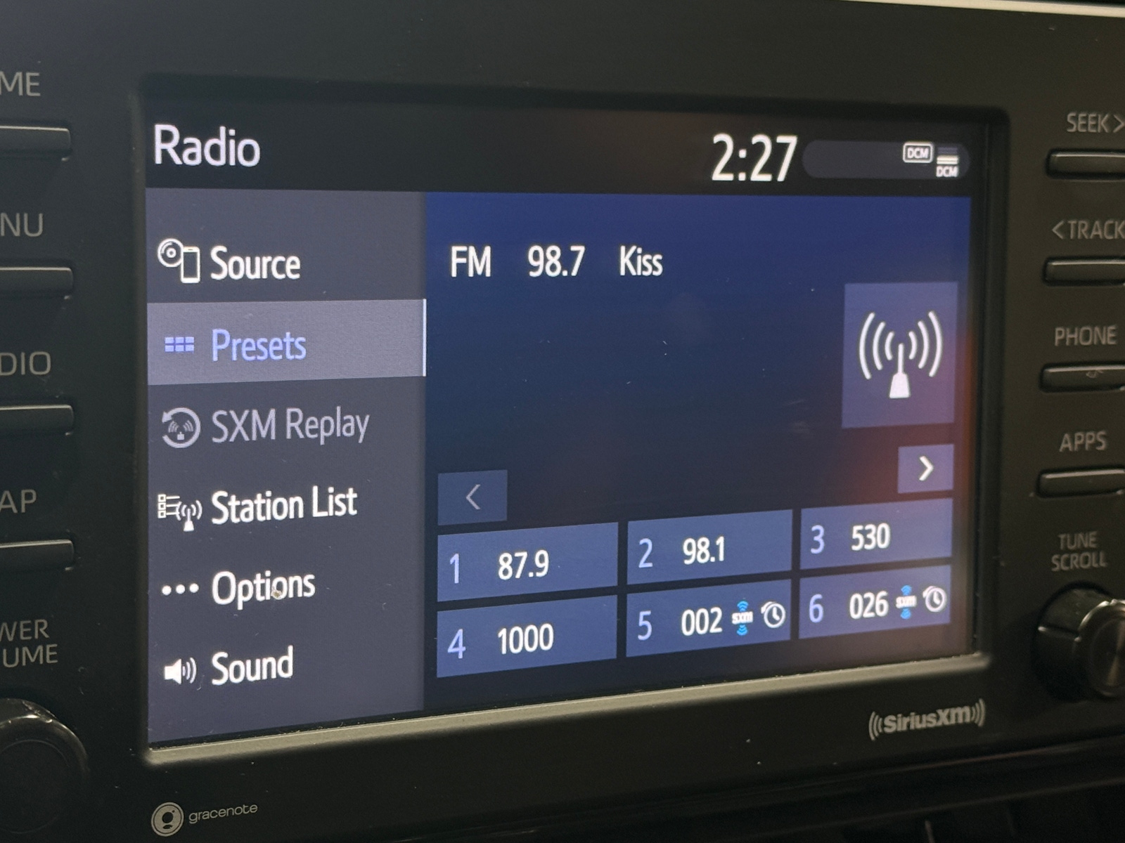 Thumbnail: 2021 Toyota RAV4 - 4