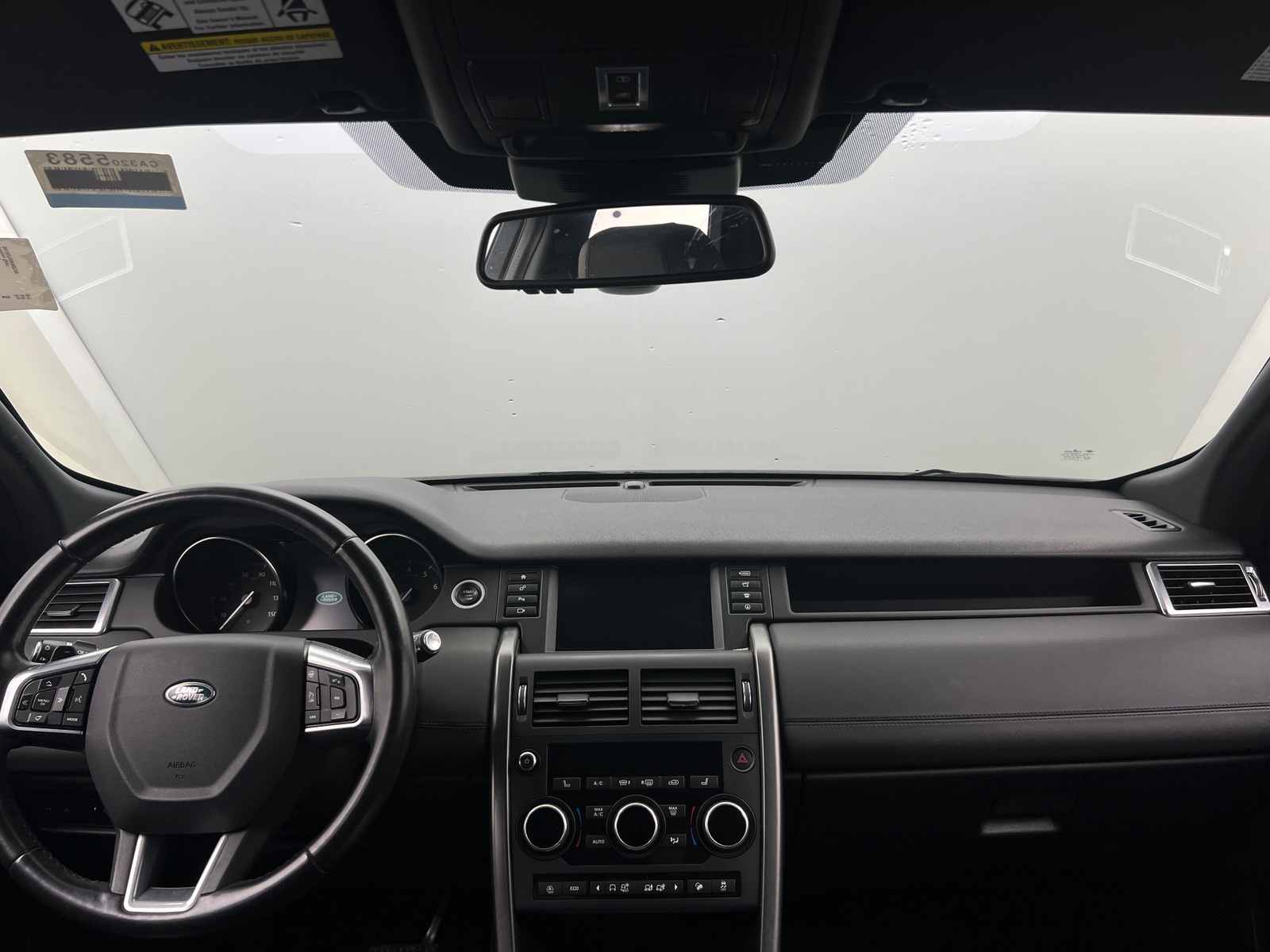 Thumbnail: 2019 Land Rover Discovery Sport - 2