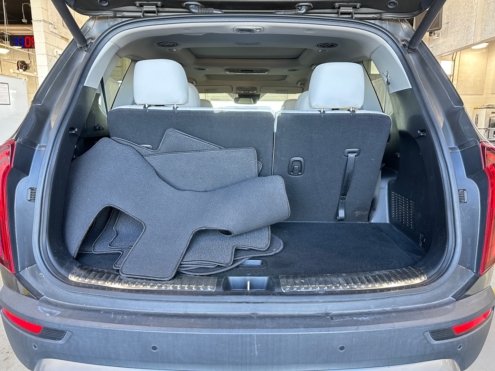 Thumbnail: 2021 Kia Telluride - 6