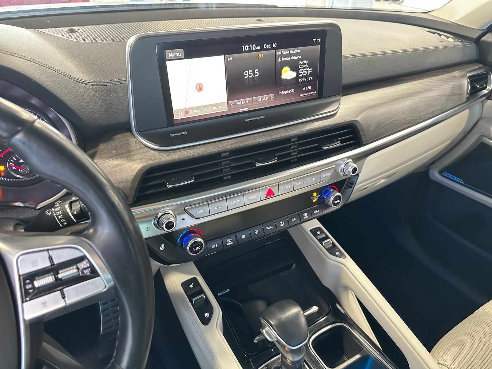 Thumbnail: 2021 Kia Telluride - 3