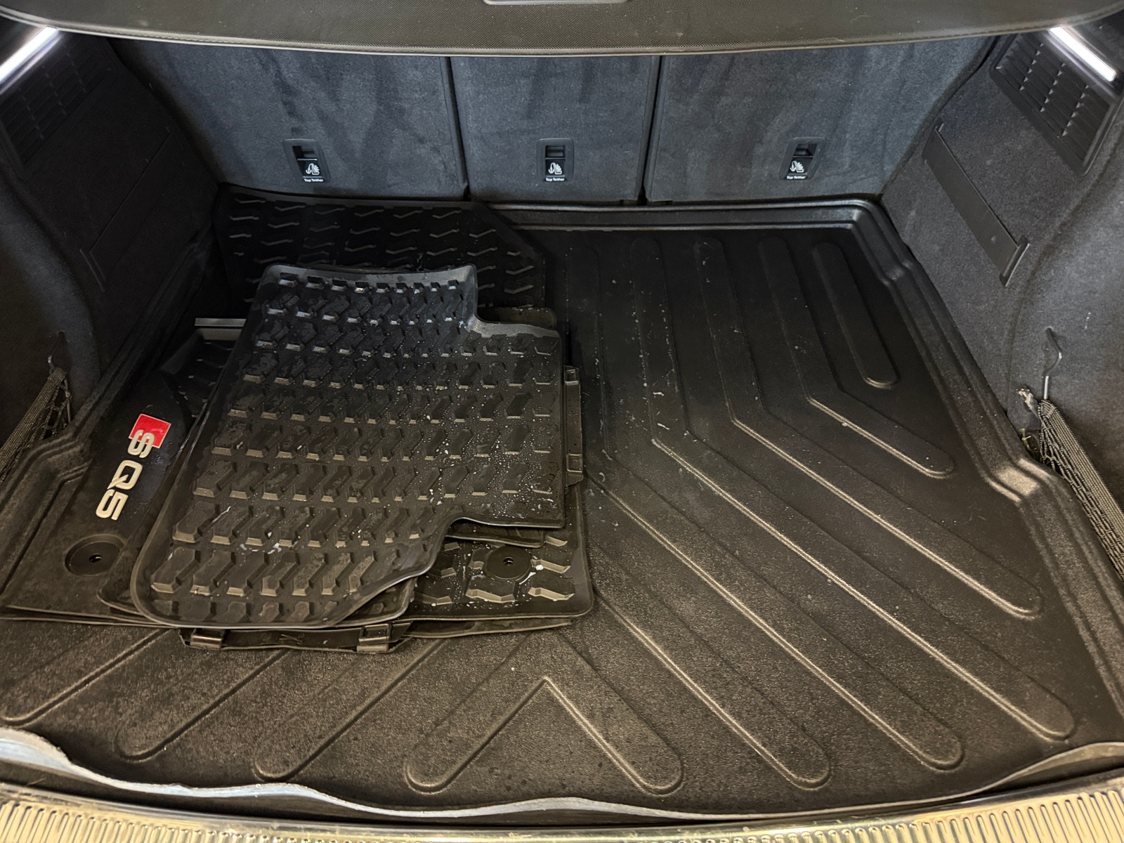 Thumbnail: 2019 Audi SQ5 - 6